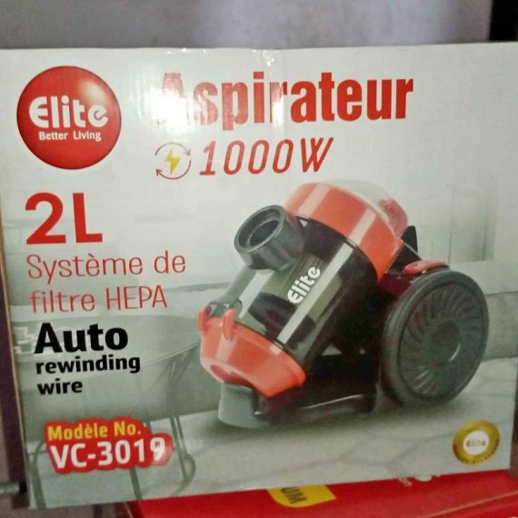 مكنسة كهربائية من نوع أوليت